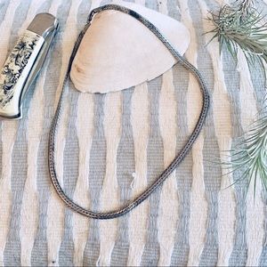 Chain short necklace